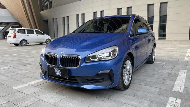 BMW 2 series station wagon