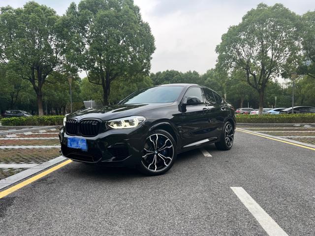 BMW X4 M