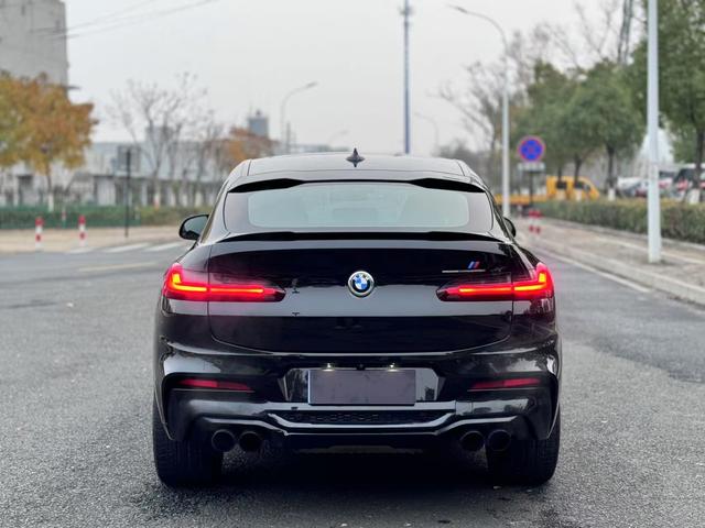 BMW X4 M