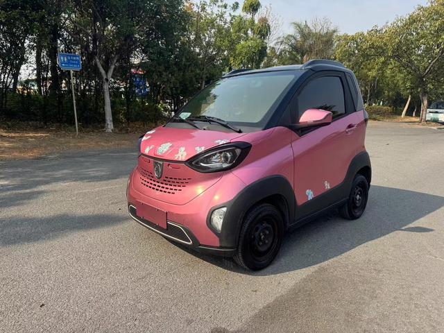 Baojun E100