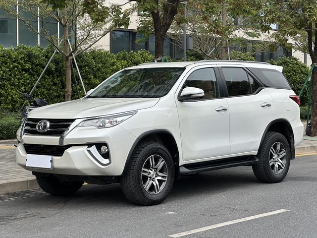 Toyota Fortuner