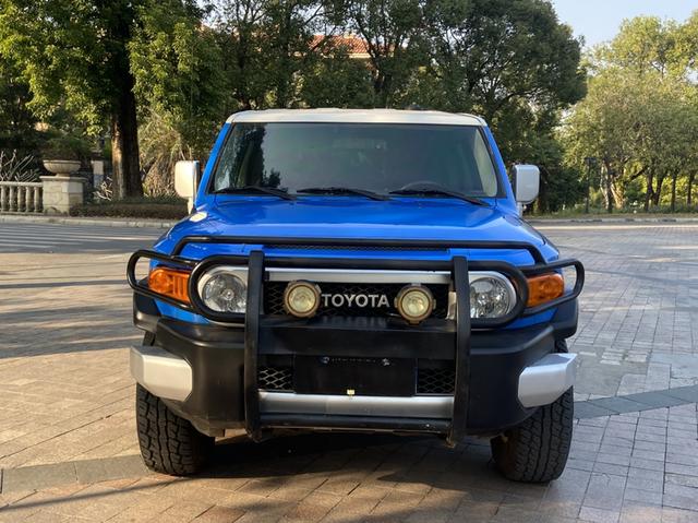 Toyota FJ Cruiser