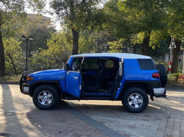 Toyota FJ Cruiser