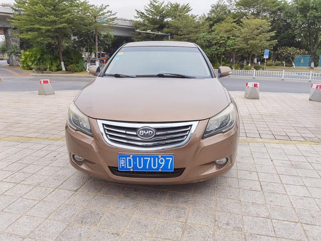 BYD G6