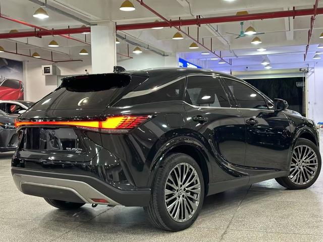 Lexus RX PHEV