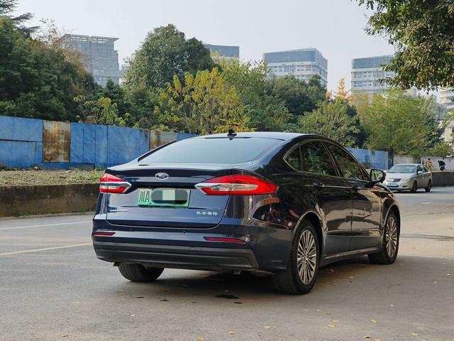 Ford Mondeo PHEV