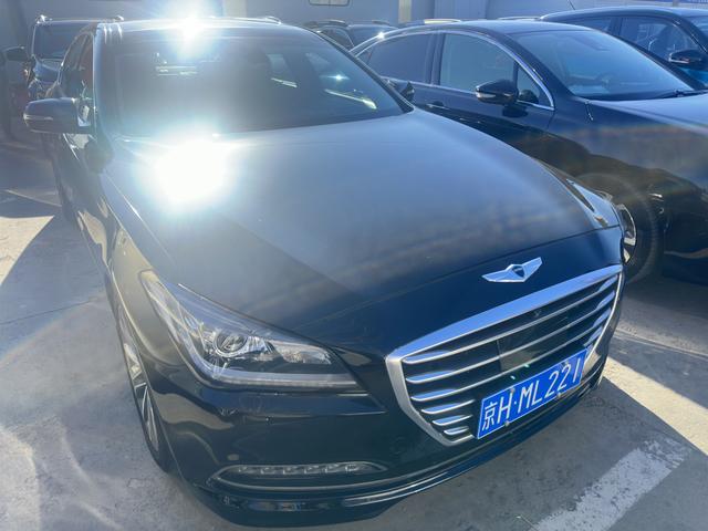 Hyundai Genesis