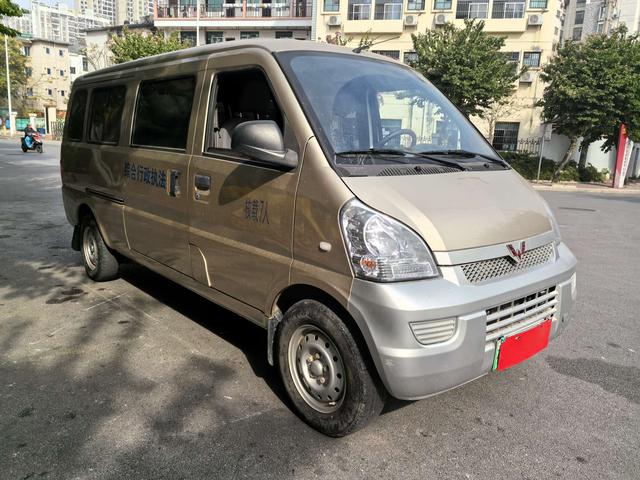 Wuling Rongguang EV