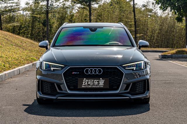 Audi RS 4