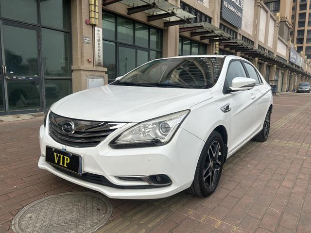 BYD G5