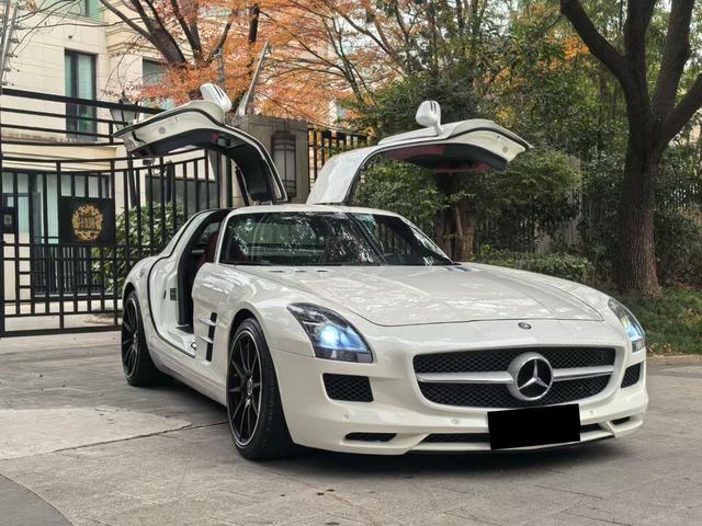 Mercedes-Benz SLS-Class AMG