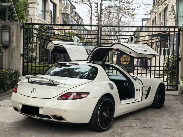 Mercedes-Benz SLS-Class AMG