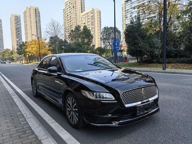 Lincoln Continental