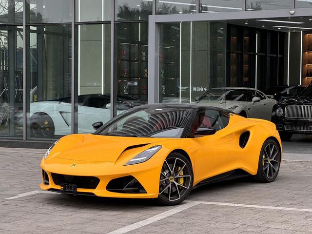 Lotus Emira