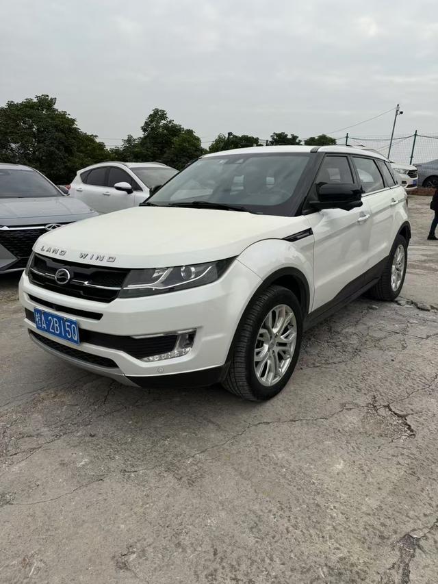 Lu Feng Landwind X7