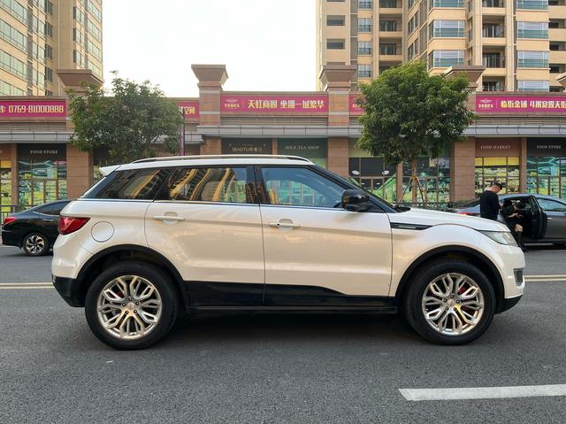 Lu Feng Landwind X7