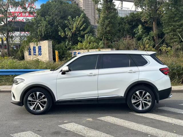 China Zhonghua V7