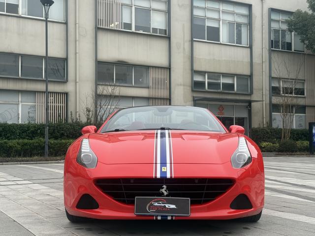 Ferrari California T