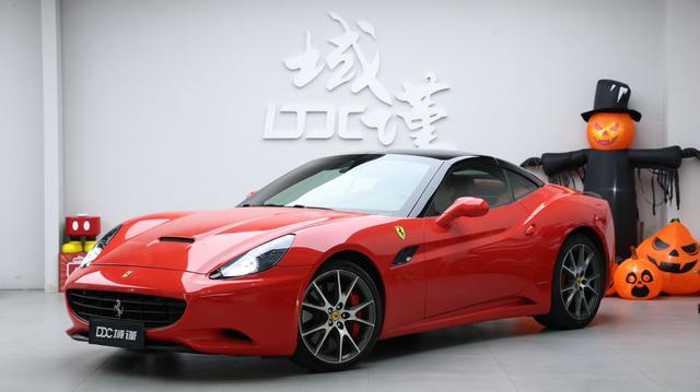 Ferrari California T