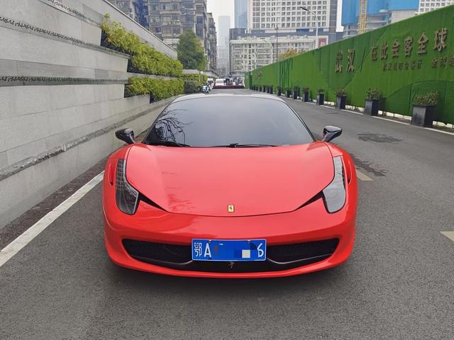 Ferrari 458