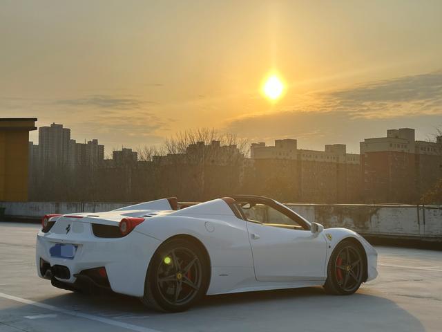 Ferrari 458