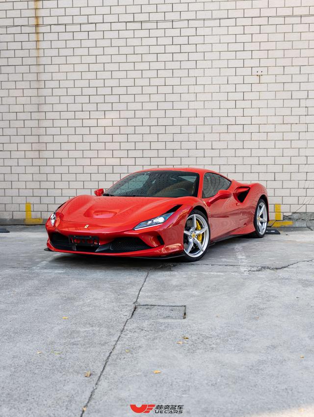 Ferrari F8