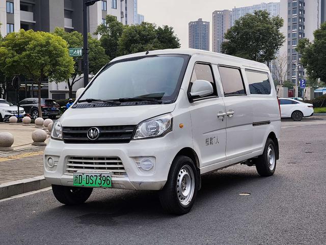 New Longma Automobile Qiteng M70 EV