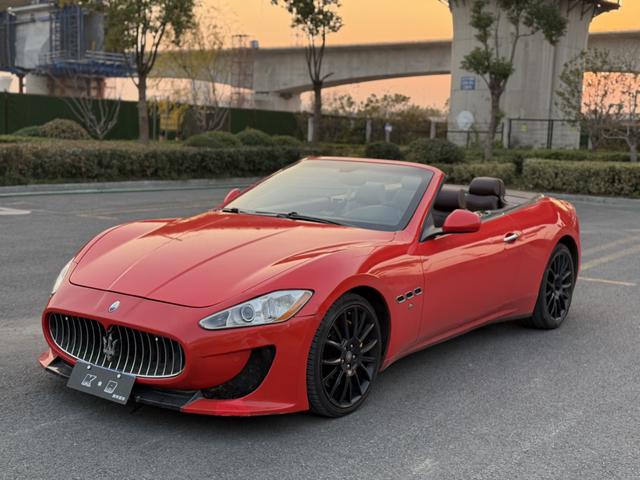 Maserati GranCabrio