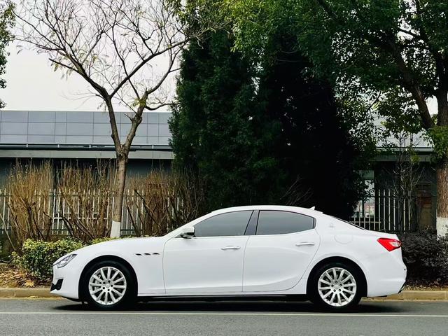 Maserati Ghibli