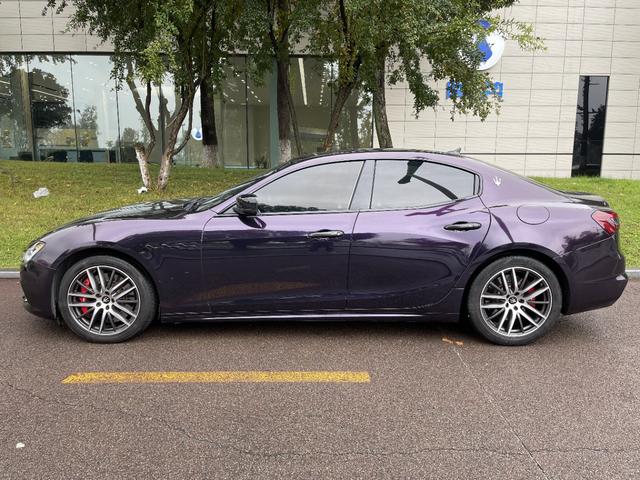 Maserati Ghibli