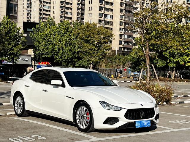 Maserati Ghibli