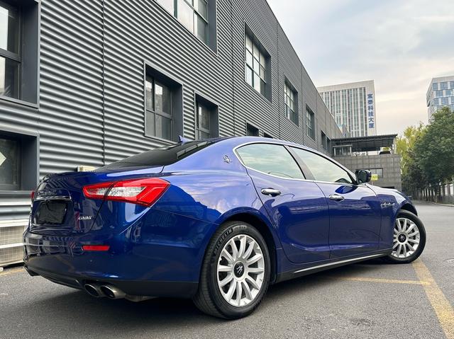 Maserati Ghibli