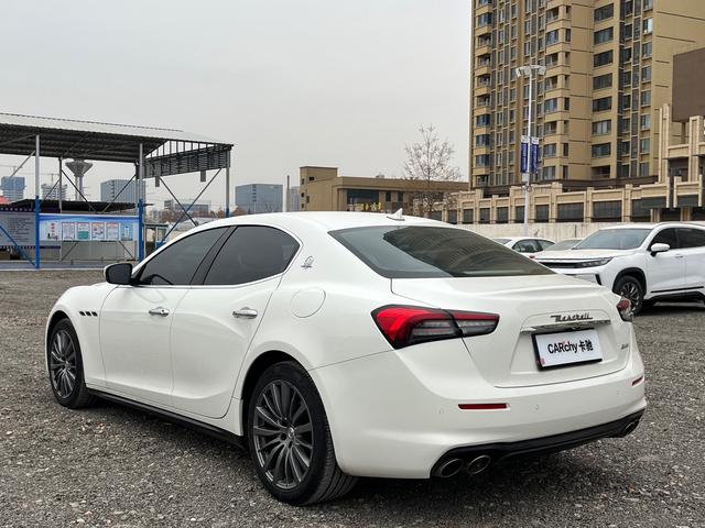 Maserati Ghibli