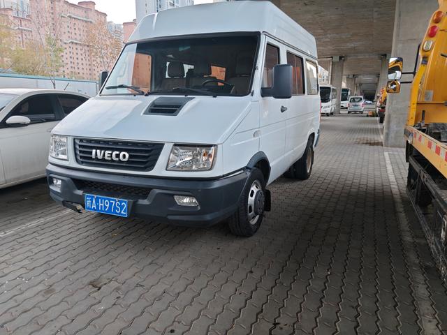 Iveco proud