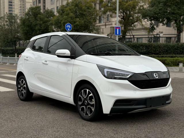 Jiangling Yizhi EV3