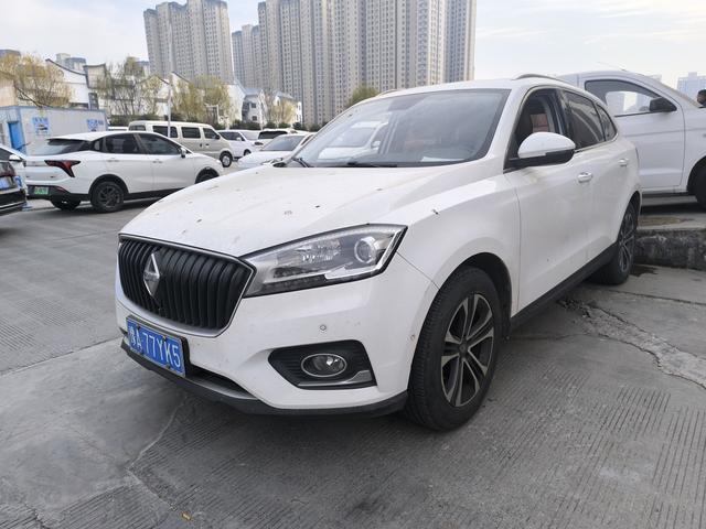 Borgward BX7