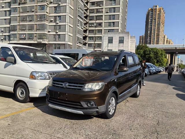 Dongfeng Fengon 360