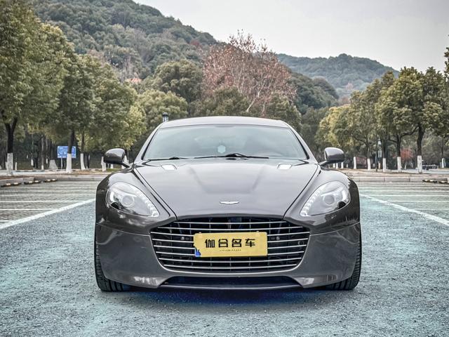 Aston Martin Rapide