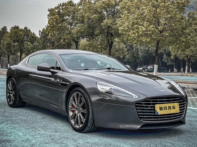 Aston Martin Rapide