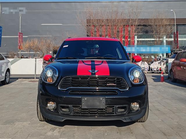 MINI JCW COUNTRYMAN