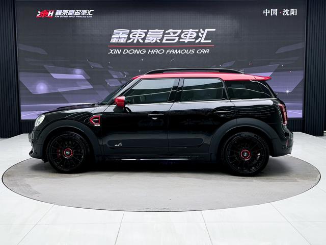 MINI JCW COUNTRYMAN