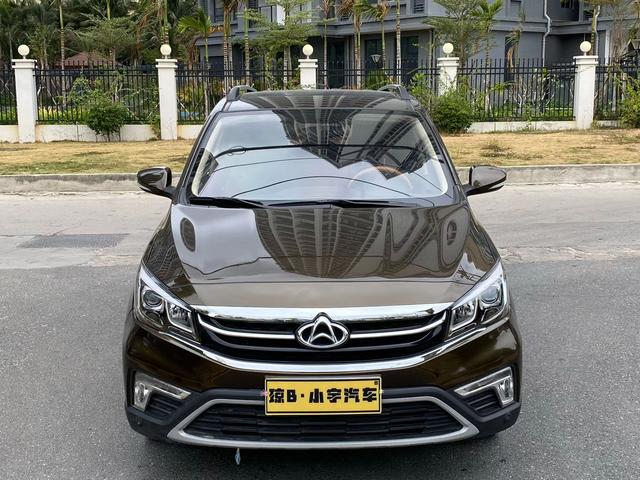 Oshan Changan Auchan A800