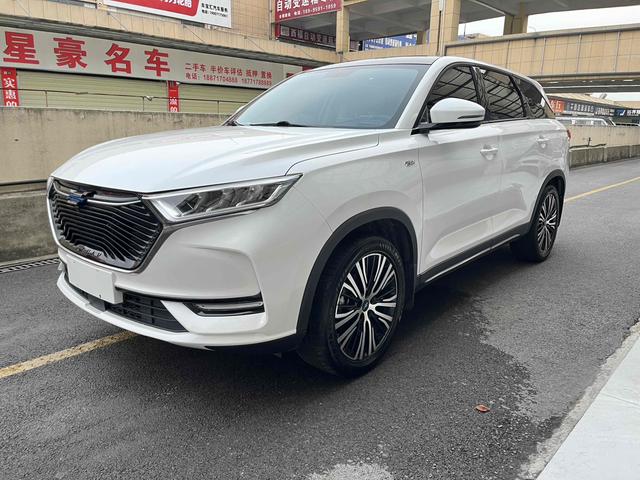 Oshan Changan Auchan X7