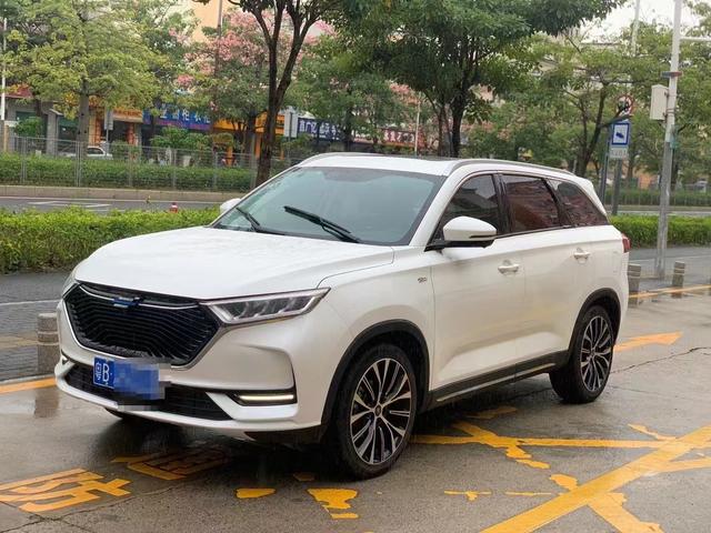 Oshan Changan Auchan X7