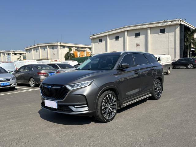 Oshan Changan Auchan X7