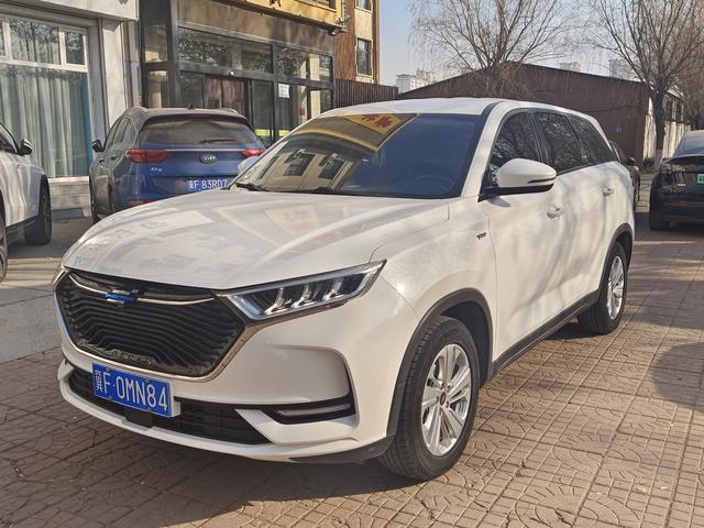 Oshan Changan Auchan X7