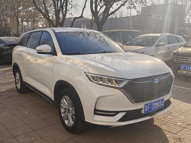 Oshan Changan Auchan X7