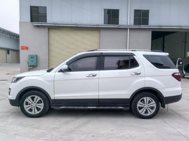 Oshan Changan Auchan CX70