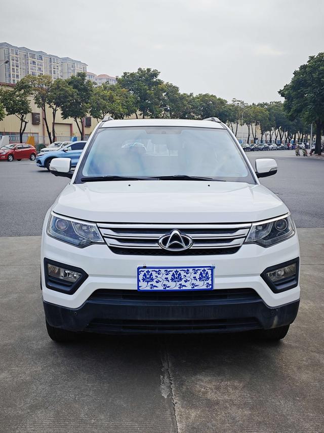 Oshan Changan Auchan CX70