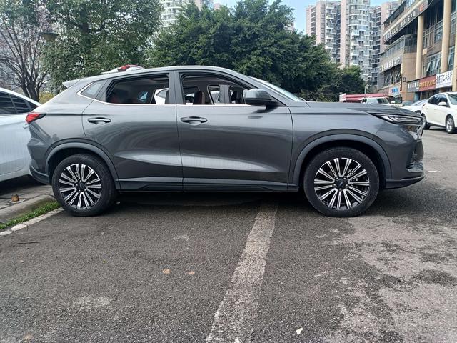 Oshan Changan Auchan X5